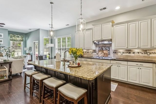 2360 Fulton Circle NW, Acworth, GA 30101