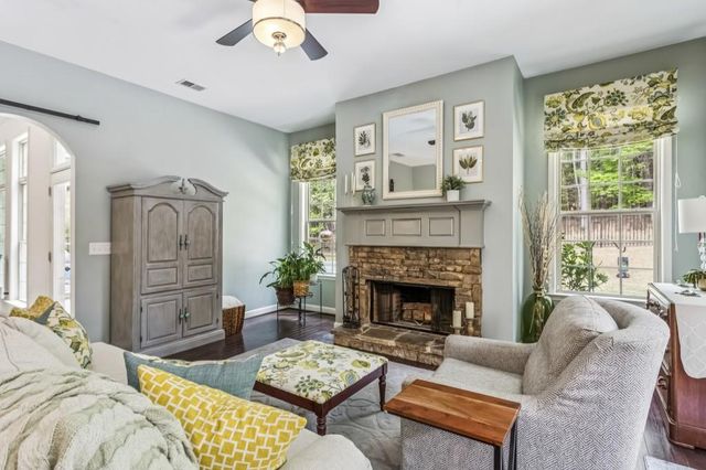 2360 Fulton Circle NW, Acworth, GA 30101