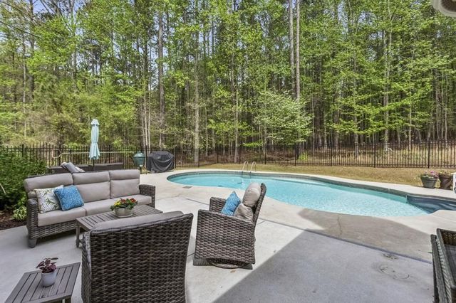 2360 Fulton Circle NW, Acworth, GA 30101