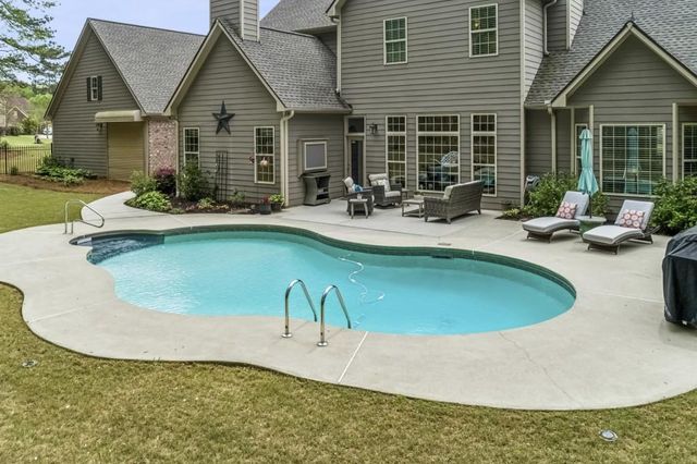 2360 Fulton Circle NW, Acworth, GA 30101