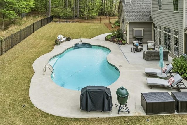 2360 Fulton Circle NW, Acworth, GA 30101