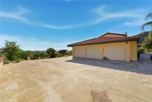 2005 Mt Vernon, Riverside, CA 92507