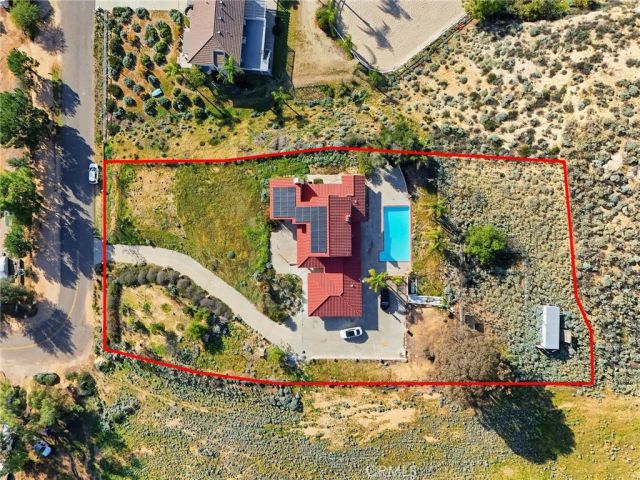 2005 Mt Vernon, Riverside, CA 92507