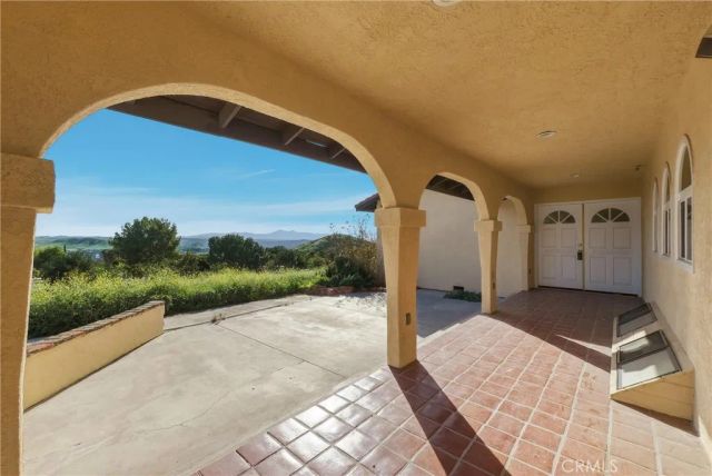 2005 Mt Vernon, Riverside, CA 92507