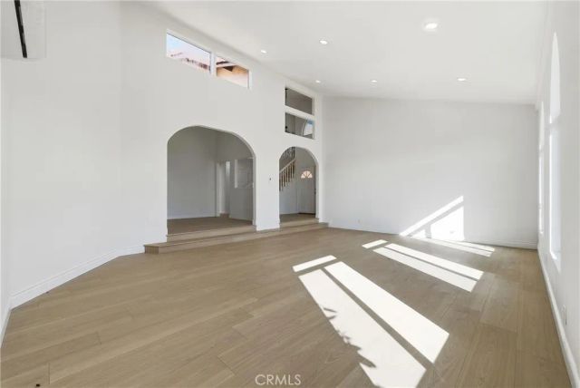 2005 Mt Vernon, Riverside, CA 92507