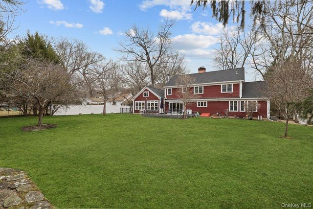 6 Orchard Drive, South Salem, NY 10590