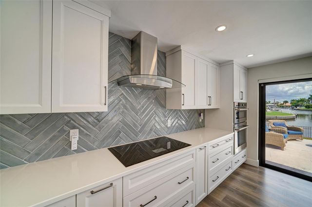 602 VIA TUNIS, Punta Gorda, FL 33950