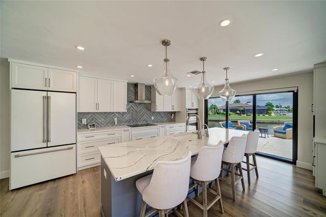 602 VIA TUNIS, Punta Gorda, FL 33950
