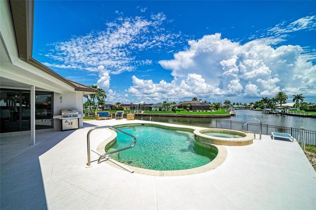 602 VIA TUNIS, Punta Gorda, FL 33950