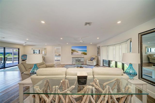 602 VIA TUNIS, Punta Gorda, FL 33950