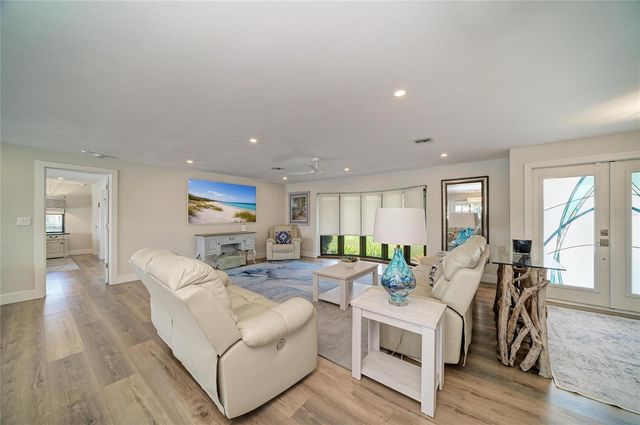602 VIA TUNIS, Punta Gorda, FL 33950