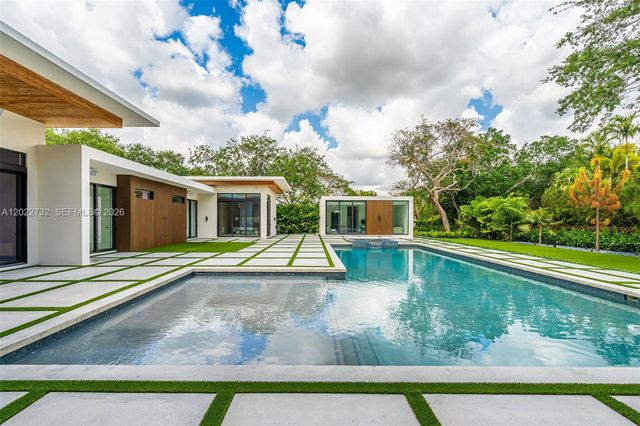 7825 SW 128th St, Pinecrest, FL 33156