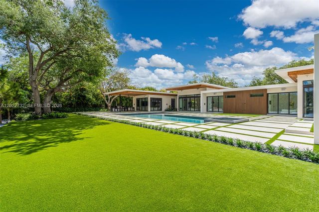 7825 SW 128th St, Pinecrest, FL 33156