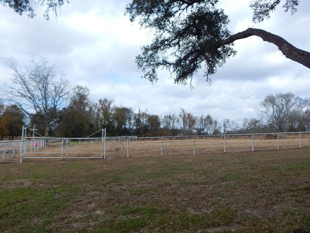 5056 FM 852, Gilmer, TX 75644