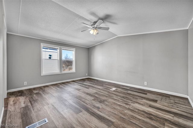 120 Sunset Drive 31, Lodi, OH 44254