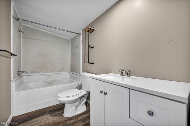 120 Sunset Drive 31, Lodi, OH 44254