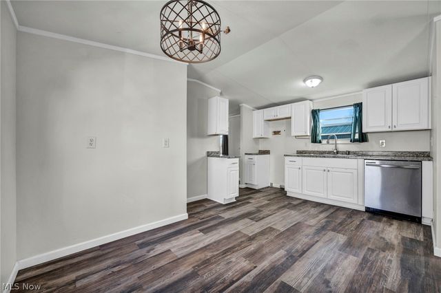 120 Sunset Drive 31, Lodi, OH 44254