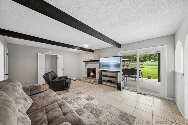 12652 S 276th East Avenue, Coweta, OK 74429