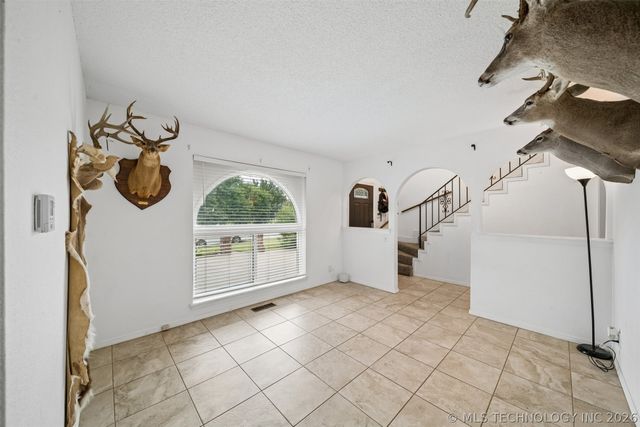 12652 S 276th East Avenue, Coweta, OK 74429