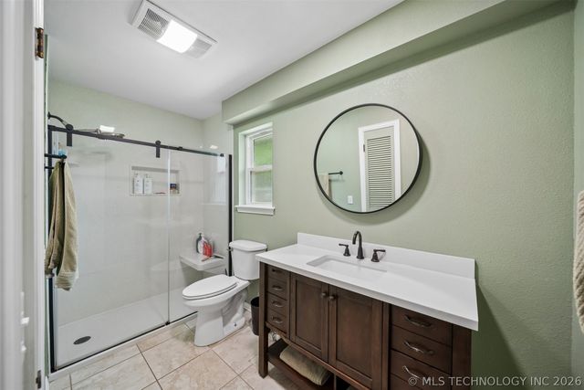 12652 S 276th East Avenue, Coweta, OK 74429