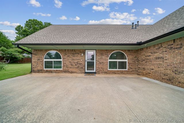 12652 S 276th East Avenue, Coweta, OK 74429