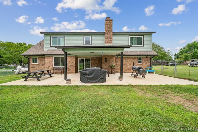 12652 S 276th East Avenue, Coweta, OK 74429