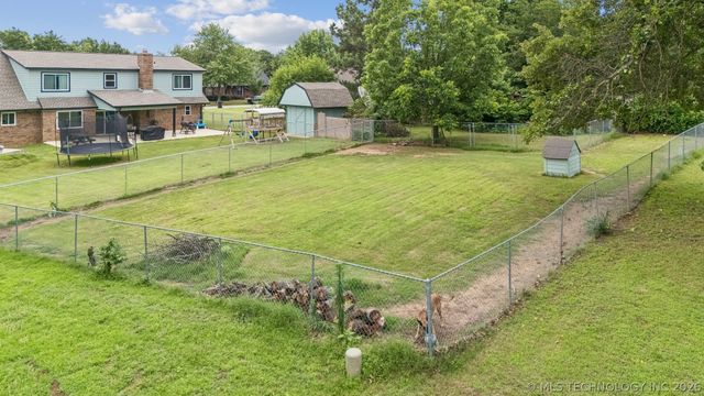 12652 S 276th East Avenue, Coweta, OK 74429