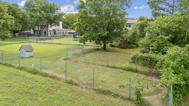 12652 S 276th East Avenue, Coweta, OK 74429
