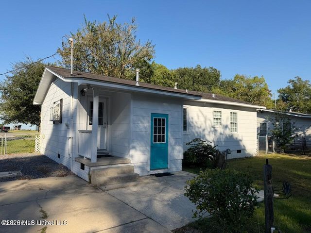 4000 Chamberlain Avenue, Gulfport, MS 39507