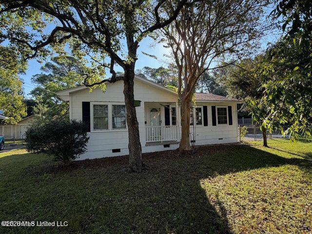 4000 Chamberlain Avenue, Gulfport, MS 39507