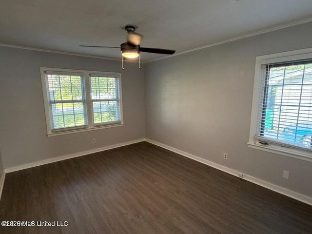 4000 Chamberlain Avenue, Gulfport, MS 39507