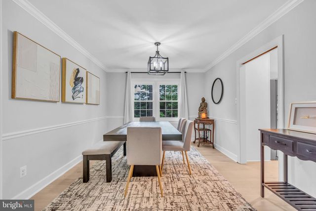 1606 MONTMORENCY DR, Vienna, VA 22182