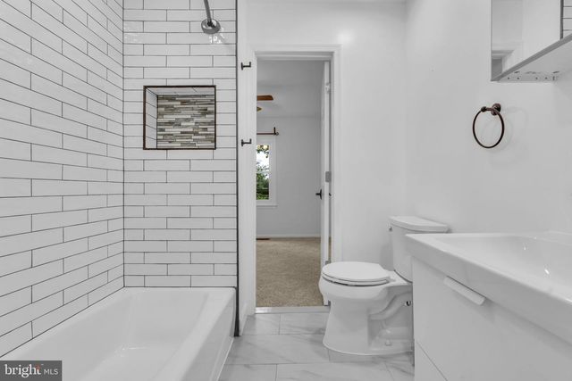 1606 MONTMORENCY DR, Vienna, VA 22182