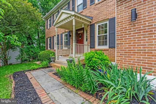 1606 MONTMORENCY DR, Vienna, VA 22182