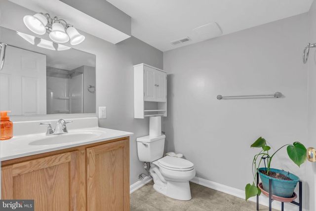 1606 MONTMORENCY DR, Vienna, VA 22182