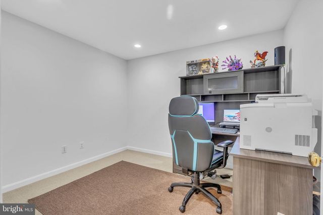 1606 MONTMORENCY DR, Vienna, VA 22182