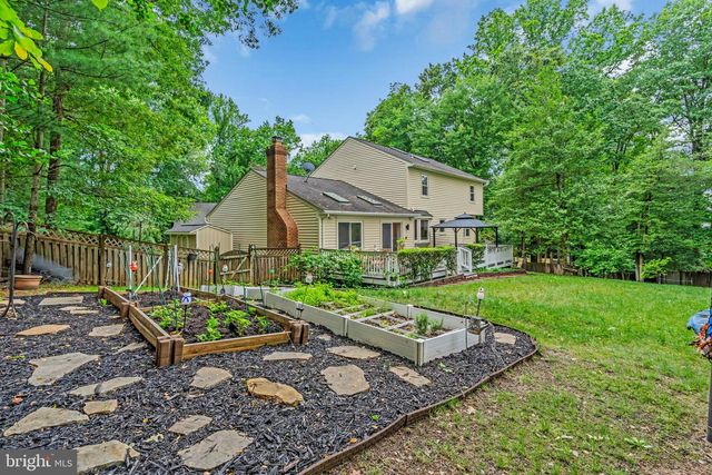 1606 MONTMORENCY DR, Vienna, VA 22182