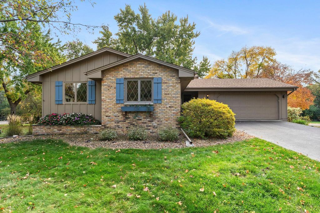 8365 Heather Avenue, Eden Prairie, MN 55347 — photo 4