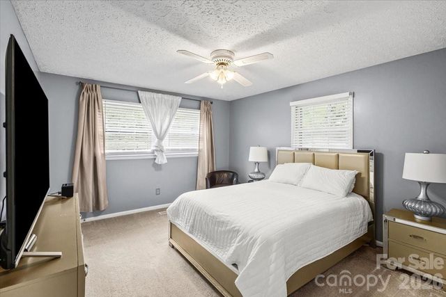 1527 Rhyne Street, Shelby, NC 28152