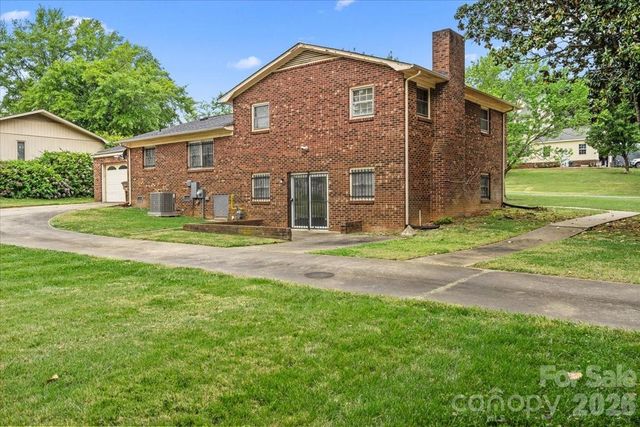 1527 Rhyne Street, Shelby, NC 28152
