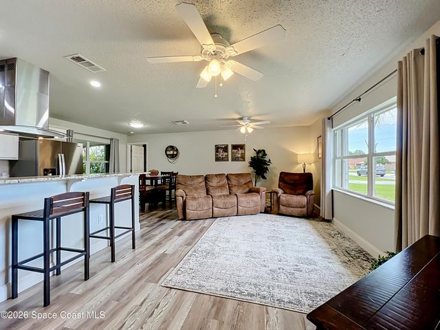 2149 Acacia Street NE, Palm Bay, FL 32905