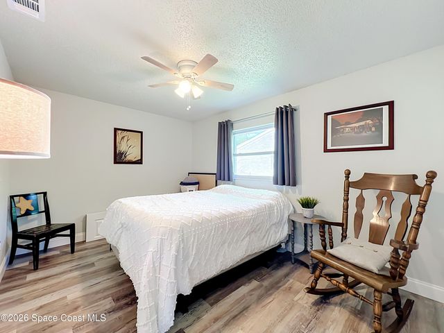 2149 Acacia Street NE, Palm Bay, FL 32905