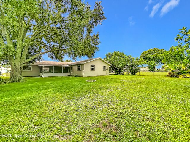 2149 Acacia Street NE, Palm Bay, FL 32905