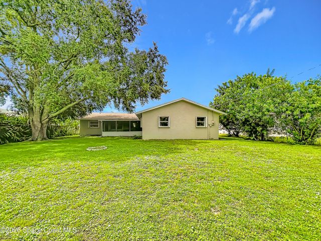 2149 Acacia Street NE, Palm Bay, FL 32905