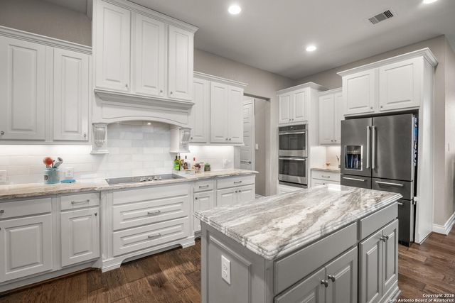 1968 Zinfandel, New Braunfels, TX 78132