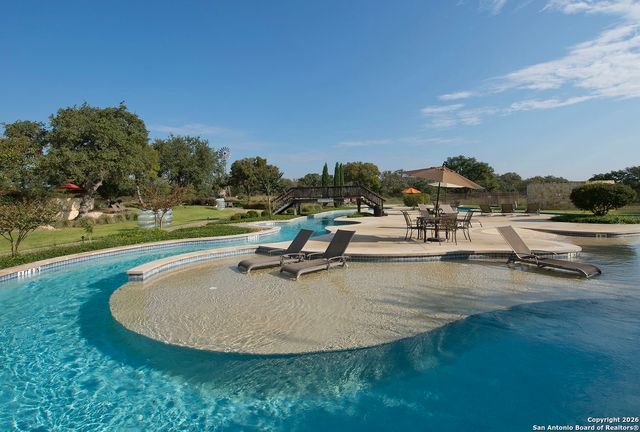 1968 Zinfandel, New Braunfels, TX 78132