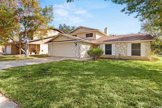 8218 DAWNWOOD DR, San Antonio, TX 78250