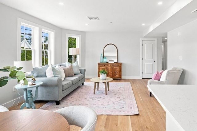 199 South Avenue 3, Whitman, MA 02382