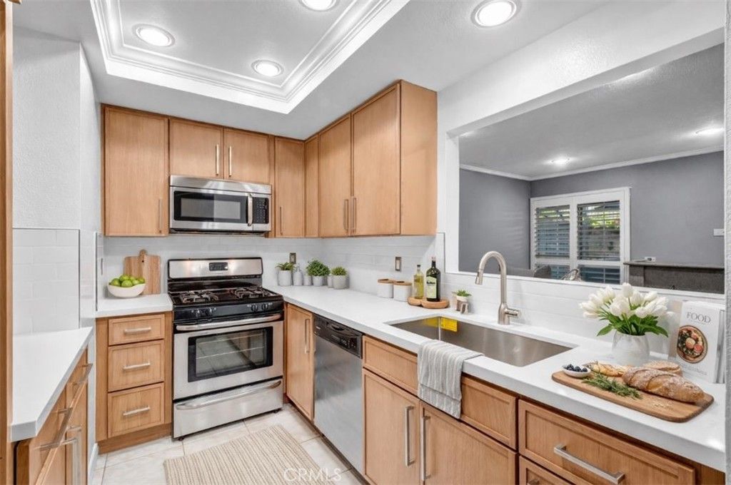 Image 18 of property listing at 2325 S Mira Court 140, Anaheim, CA 92802