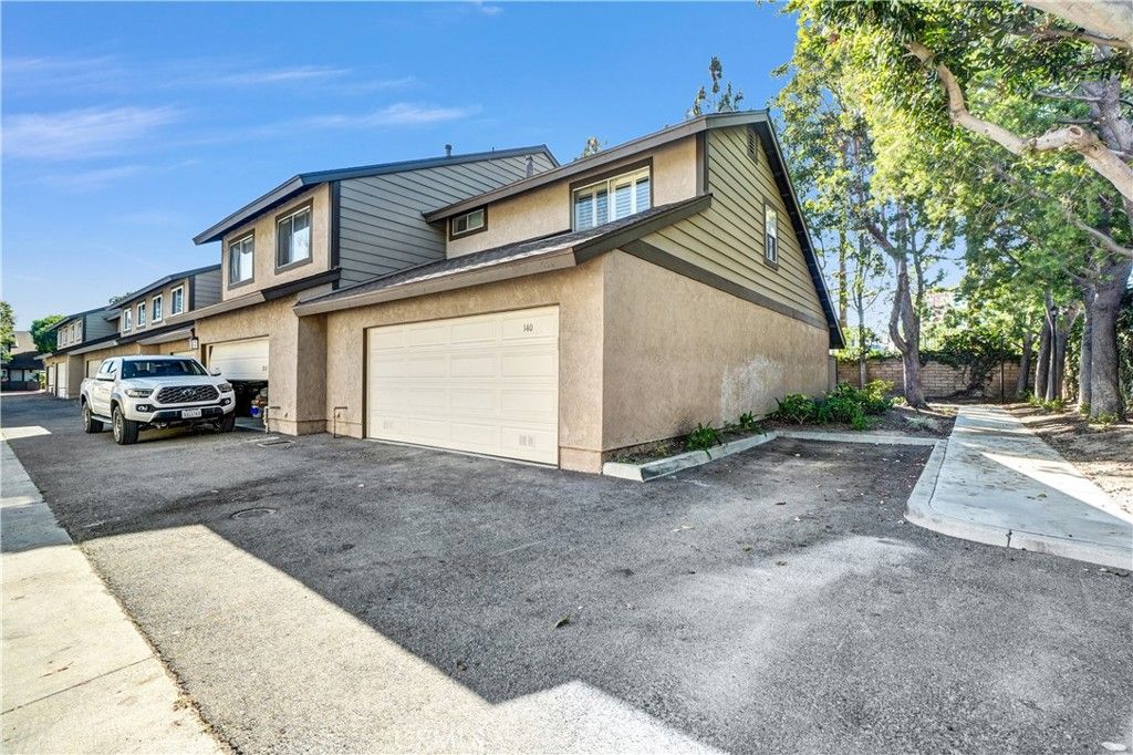 Image 37 of property listing at 2325 S Mira Court 140, Anaheim, CA 92802